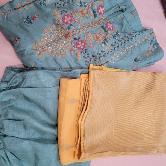 Indian Silk Salwar Kameez 3 pcs Set | Traditional Wear | Pakistani - Picture 2 of 9